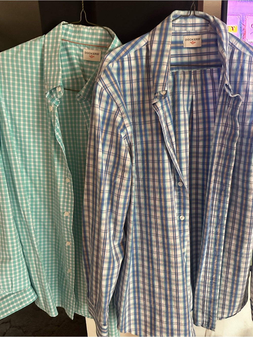Dockers Men’s Blue Plaid Button-Up Shirt